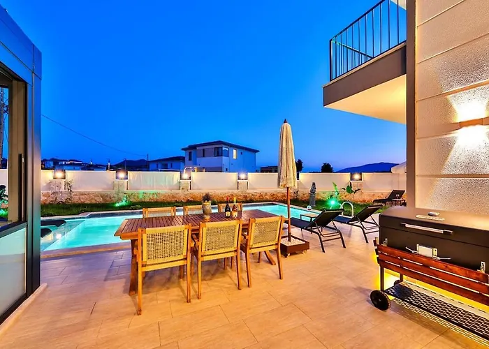 Cukurbag 4 Bedroom With Private Pool Villa *