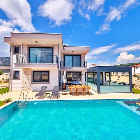 Cukurbag 4 Bedroom With Private Pool