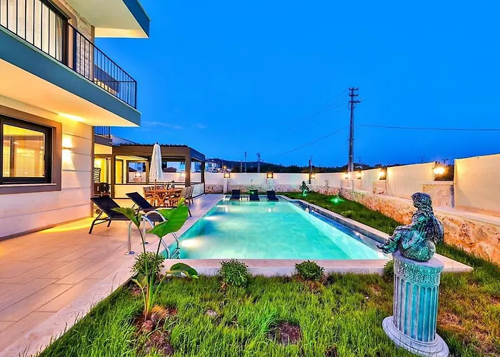 Cukurbag 4 Bedroom With Private Pool *