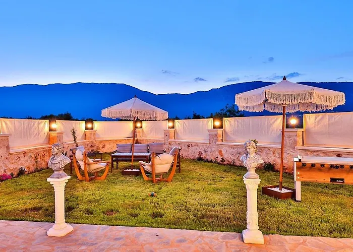 Cukurbag 4 Bedroom With Private Pool 别墅 卡斯