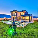 别墅 Cukurbag 4 Bedroom With Private Pool *