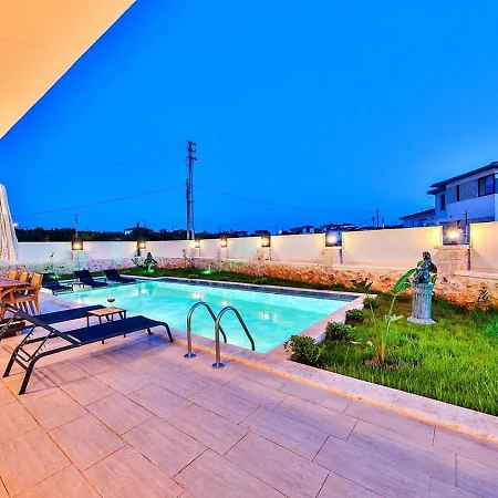 别墅 Cukurbag 4 Bedroom With Private Pool 卡斯